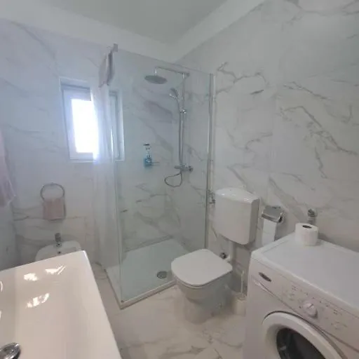 Apartment Parenzana Bibali 65 A 52460-Buje Buje
