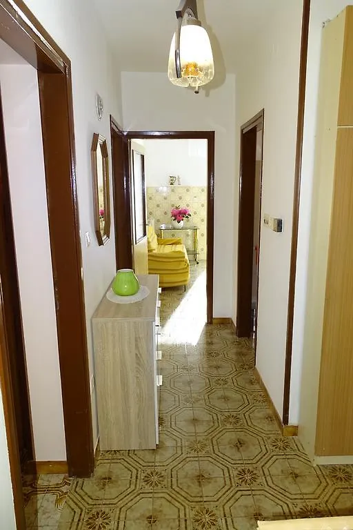 Apartment Parenzana Bibali 65 A 52460-Buje  Buje